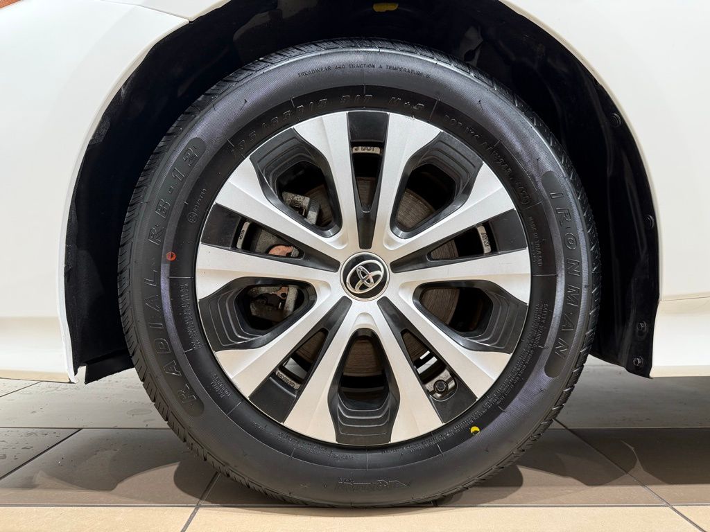 Thumbnail: 2021 Toyota Prius Prime - 9