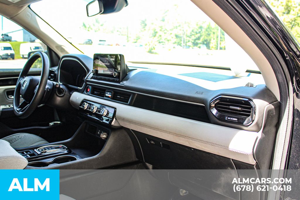 Used 2024 Black Honda LX image 22