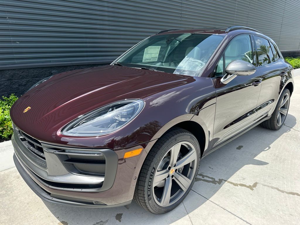 2025 Porsche Macan  6