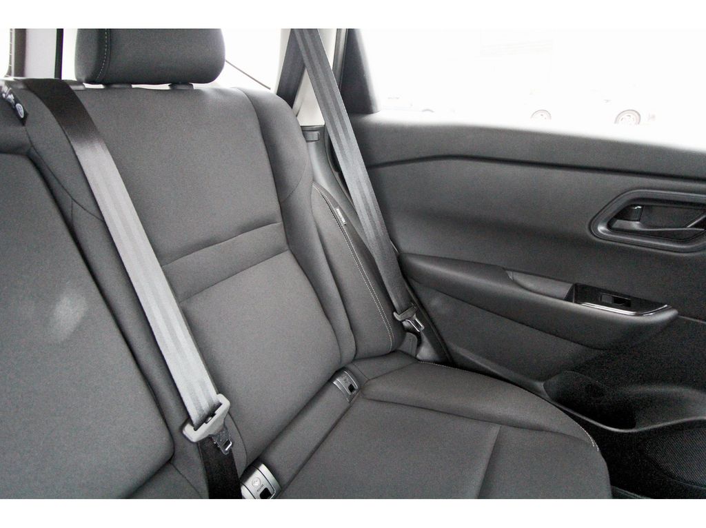 2026 Nissan Rogue S - 11