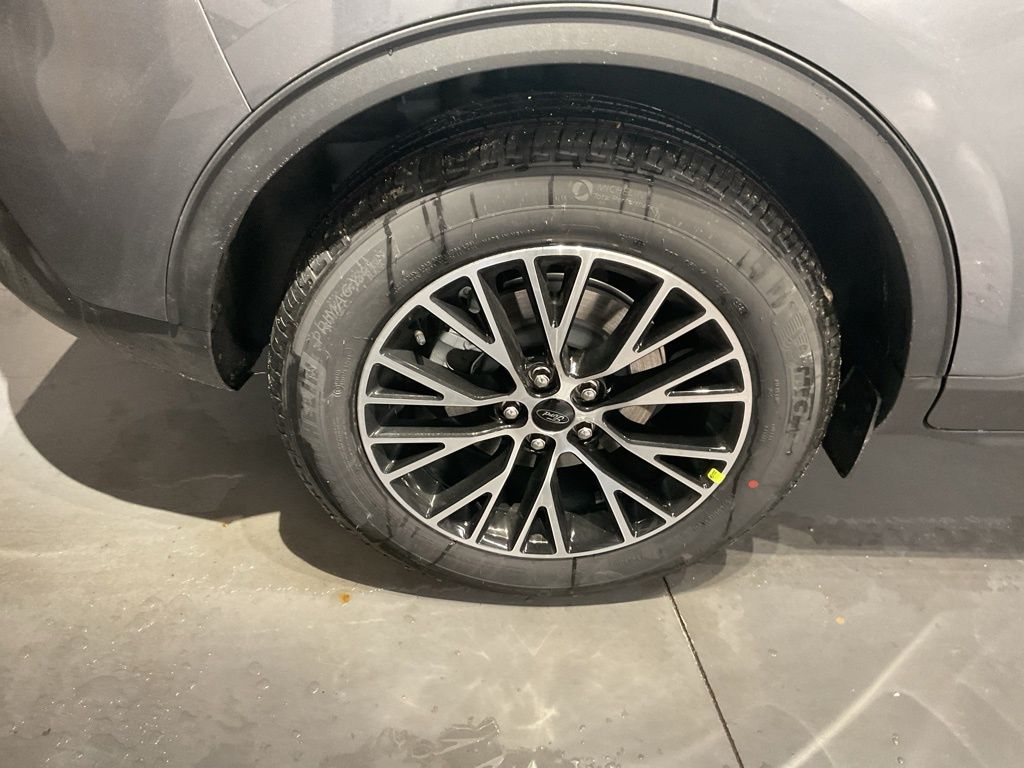 New 2026 Gray Ford Base image 19