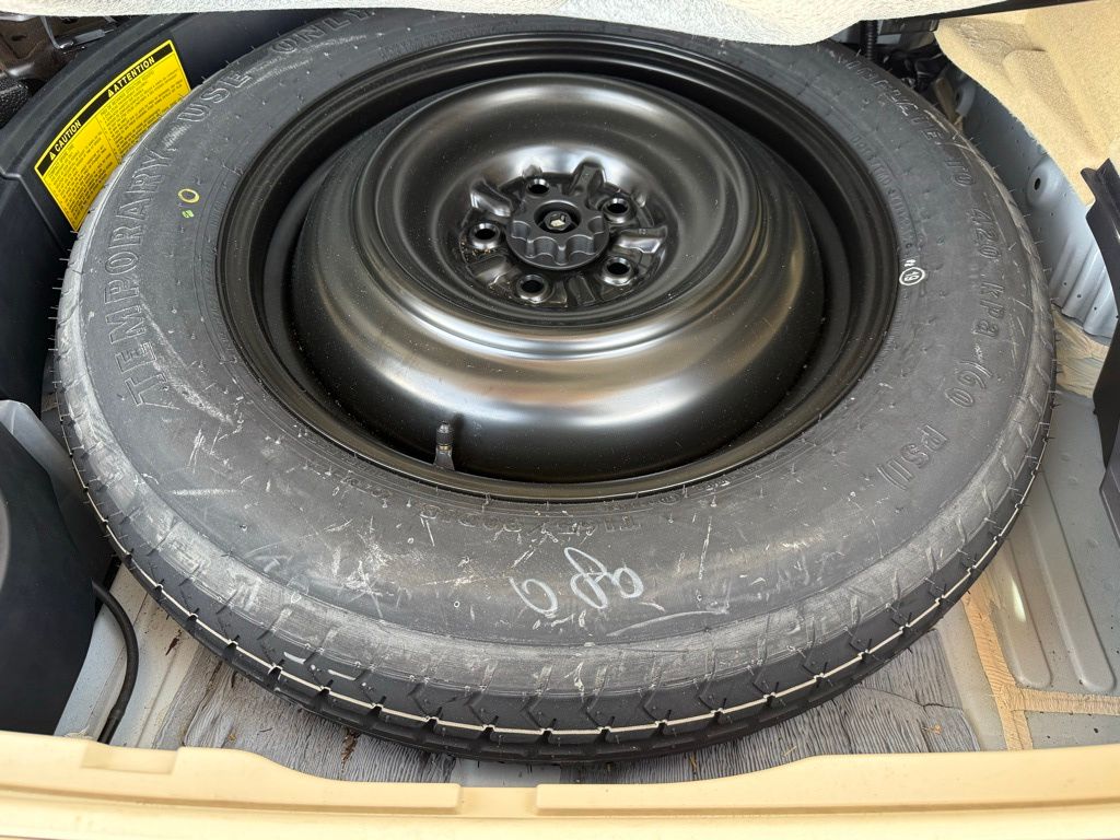 Thumbnail: 2013 Lexus RX - 27