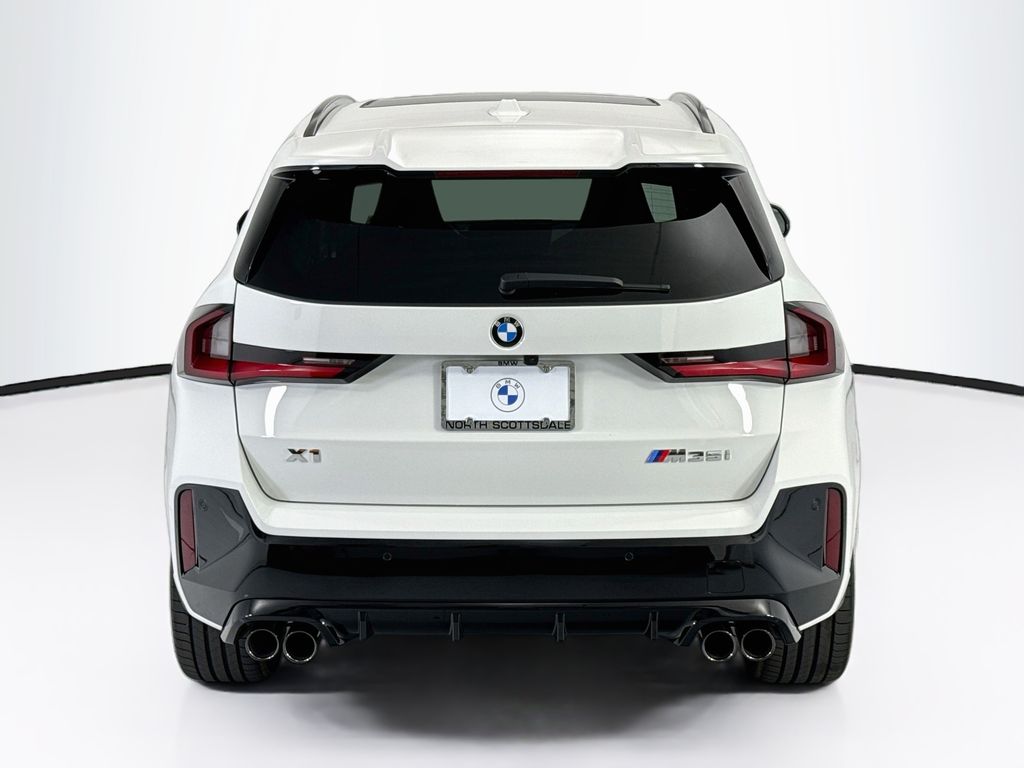 Thumbnail: 2027 BMW X1 - 6