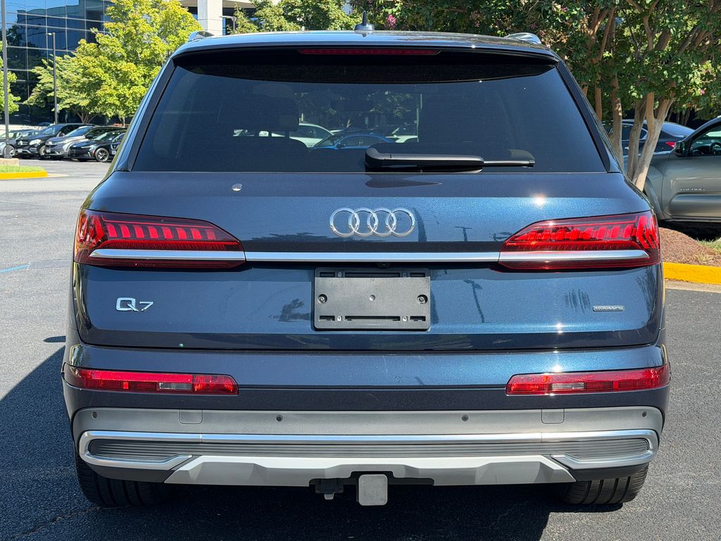 Thumbnail: 2023 Audi Q7 - 4
