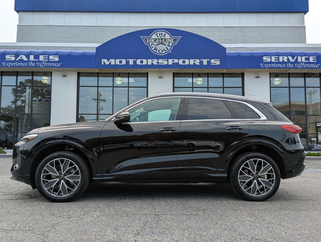 Mythos Black Metallic 2025 Audi Q5 SUV / Crossover All-Wheel Drive 7-Speed Automatic