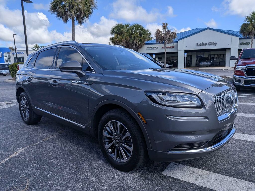  2023 Lincoln Nautilus Standard AWD   