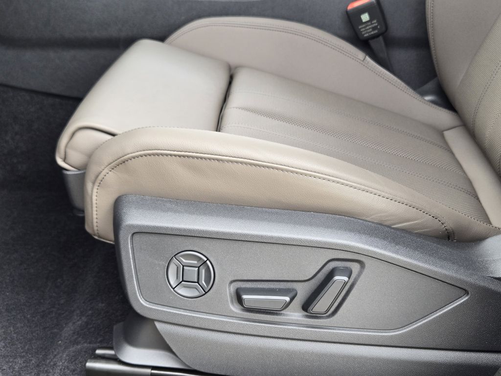 new 2025 Audi Q5 car, priced at $63,450