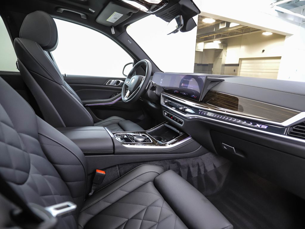 Thumbnail: 2024 BMW X5 - 30
