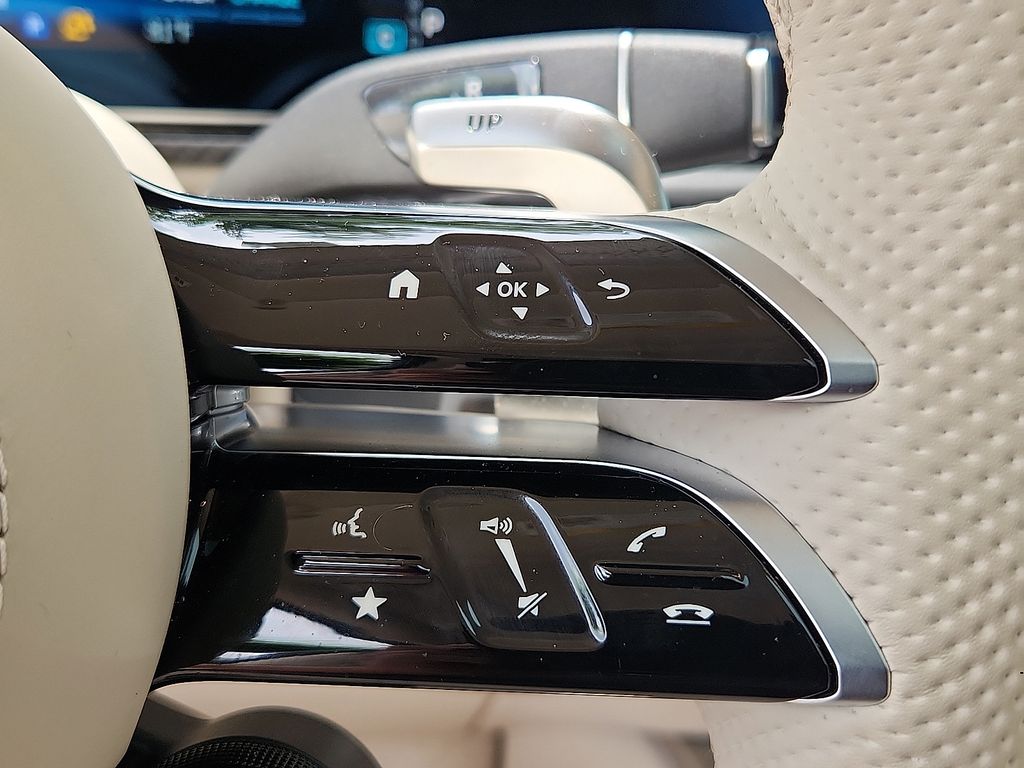 2025 Mercedes-Benz G-Class AMG G 63 23