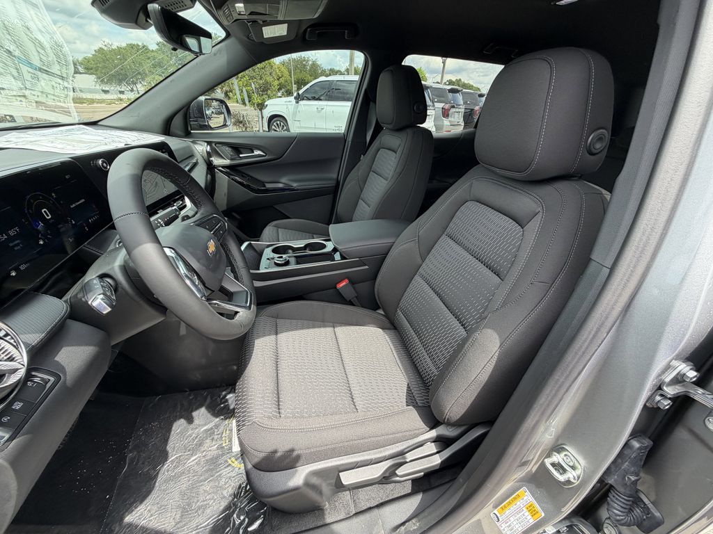 new 2026 Chevrolet Equinox car, priced at $27,295