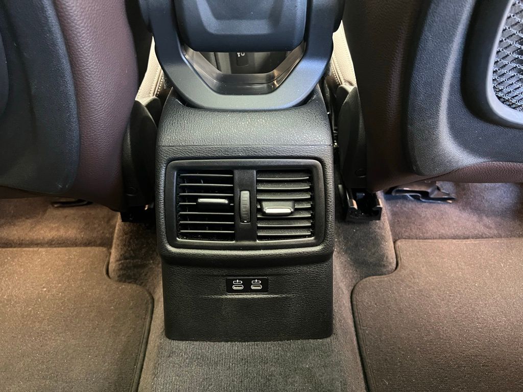 2022 BMW X1 sDrive28i 10