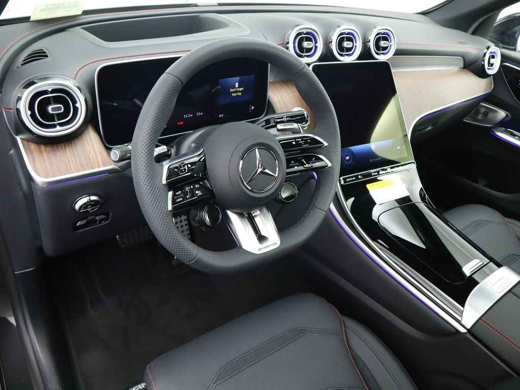 2025 Mercedes-Benz GLC 43 AMG 9