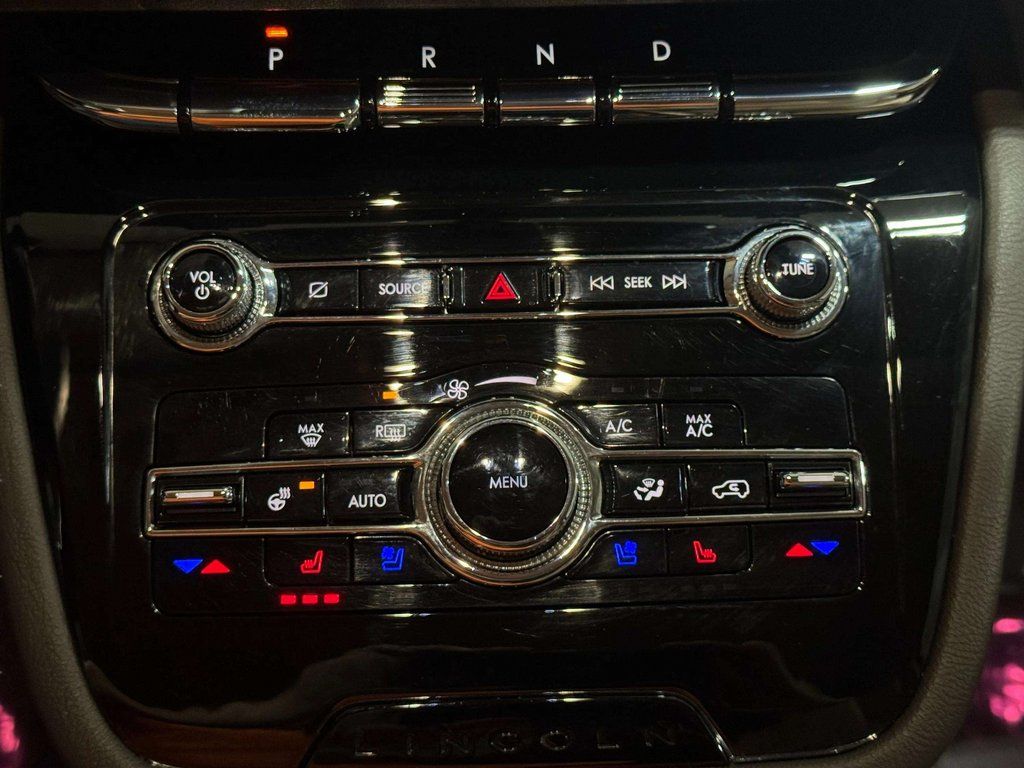 Certified Used 2022 Flight Blue Metallic Clearcoat Lincoln Grand Touring image 7