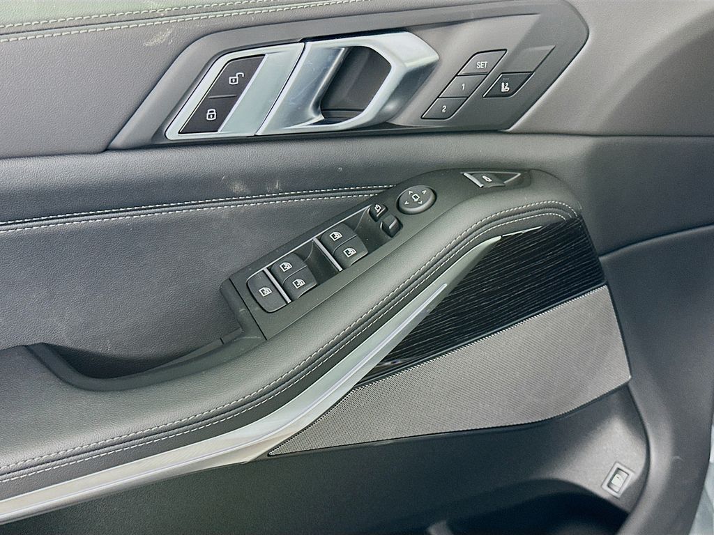 Thumbnail: 2026 BMW X5 - 20