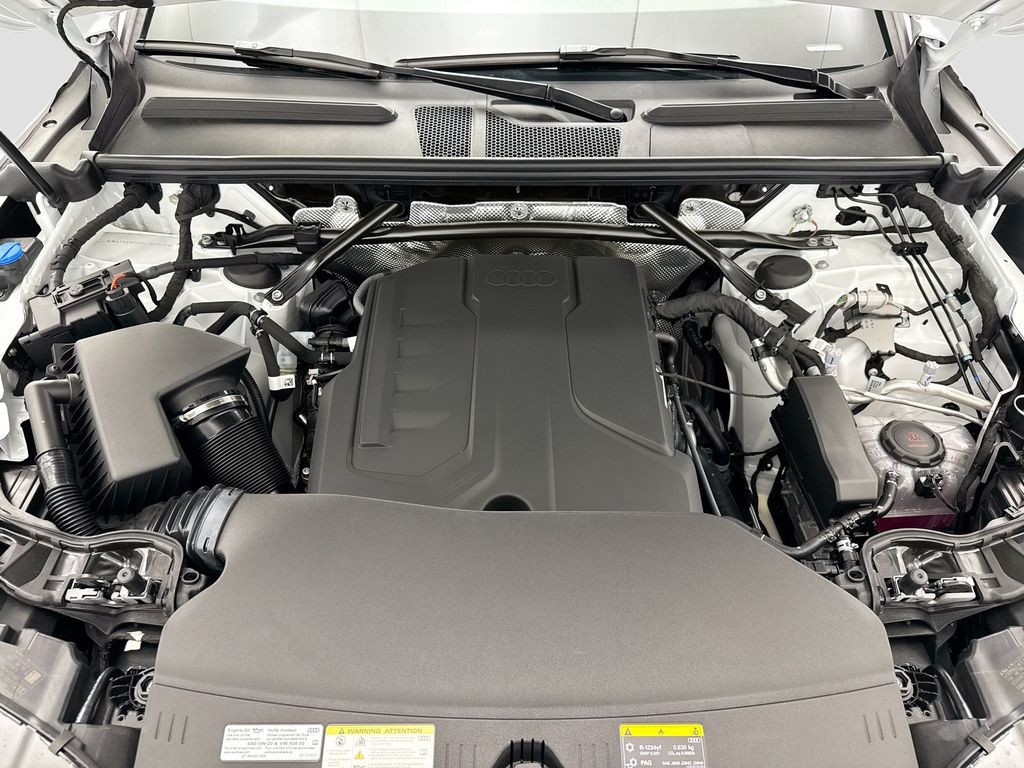 Thumbnail: 2025 Audi Q5 - 28