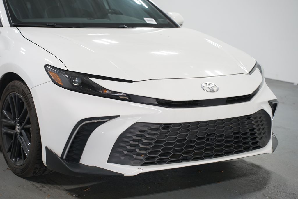 Thumbnail: 2025 Toyota Camry - 4