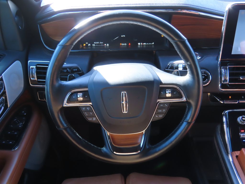 Thumbnail: 2019 Lincoln Navigator - 6