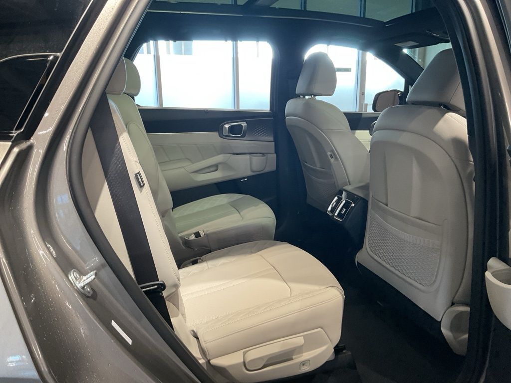 New 2026 Beige Kia SX Prestige image 26