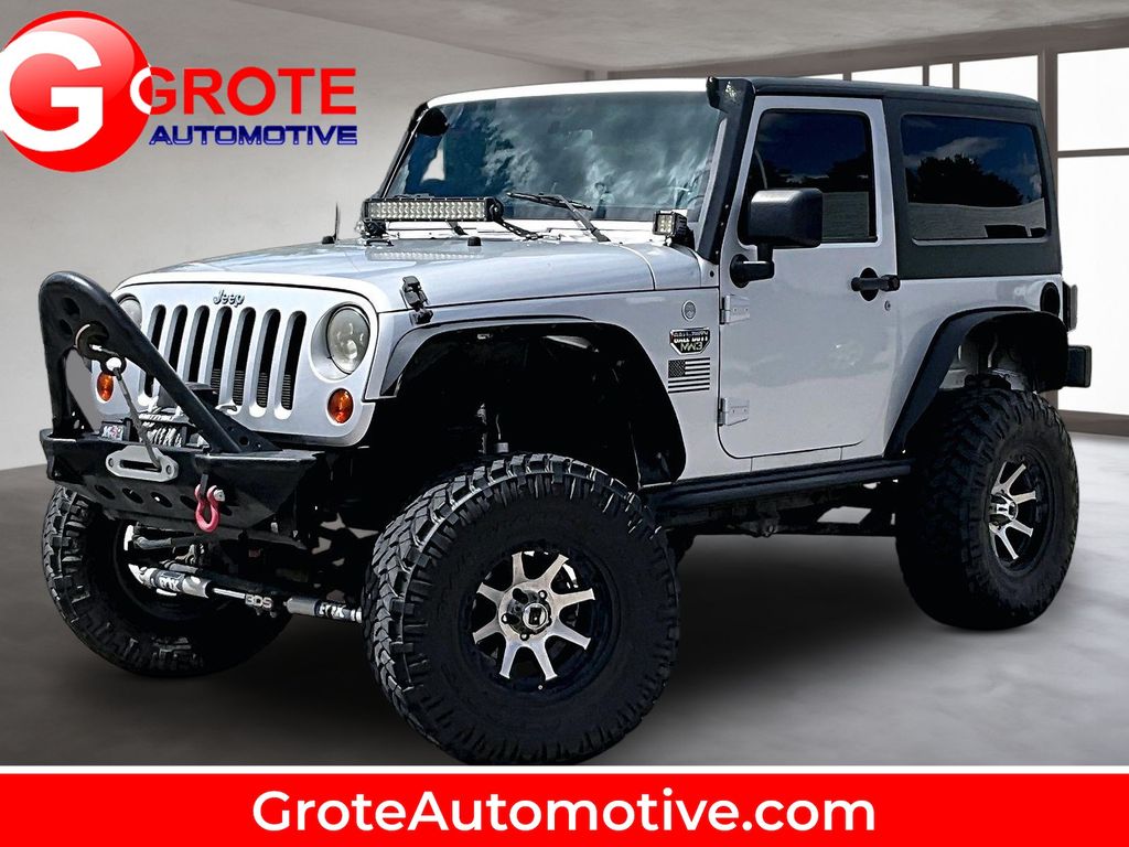 Bright Silver Metallic Clearcoat 2011 Jeep Wrangler SUV / Crossover Four-Wheel Drive 6-Speed Manual