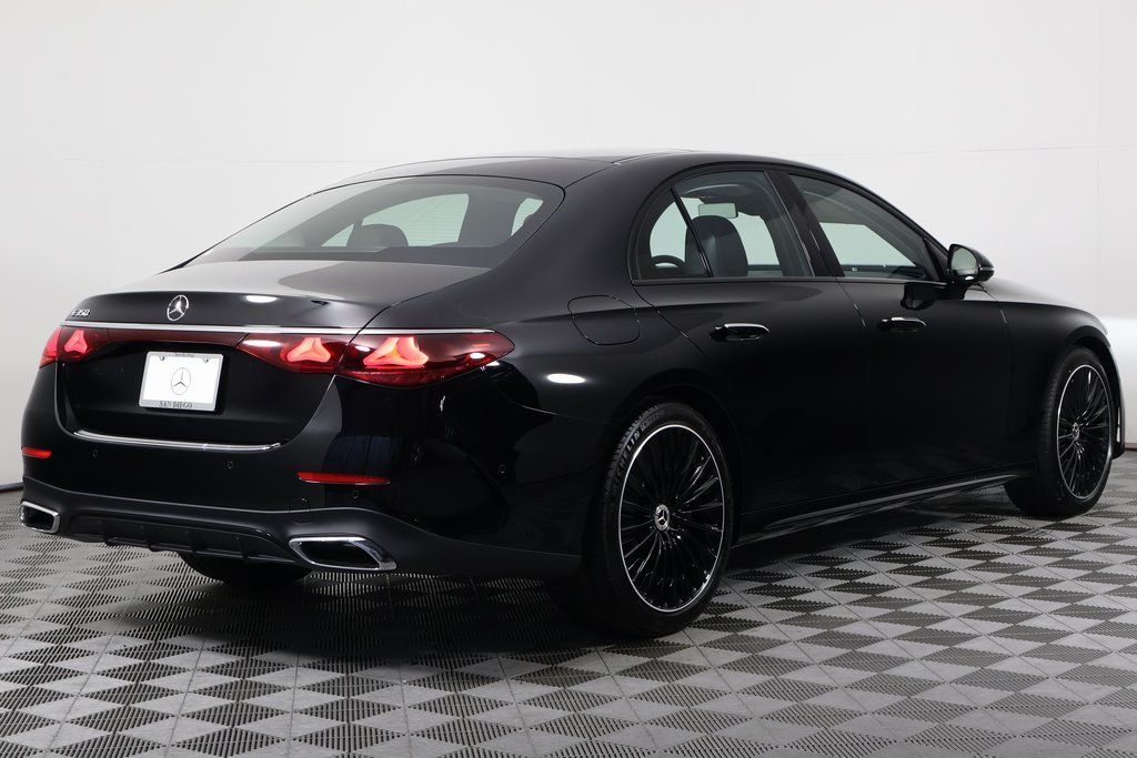 Thumbnail: 2026 Mercedes-Benz E-Class - 2