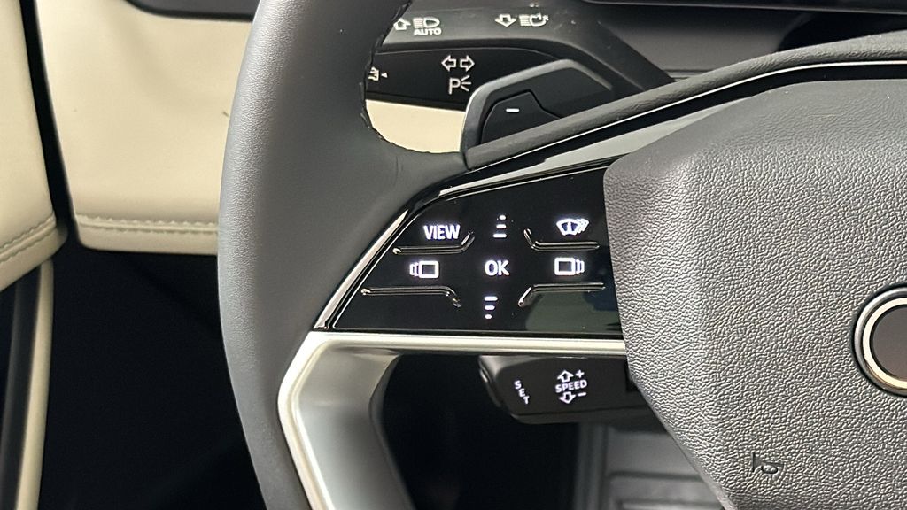 2025 Audi Q6 e-tron Premium 14