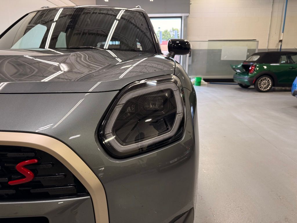 Thumbnail: 2025 MINI Cooper Countryman - 9