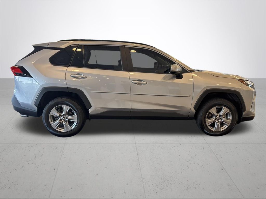 2023 Toyota RAV4 Hybrid LE