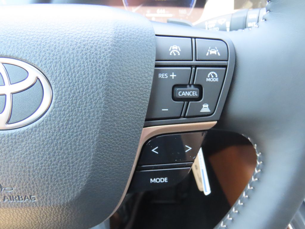 2025 Toyota Crown Limited 12