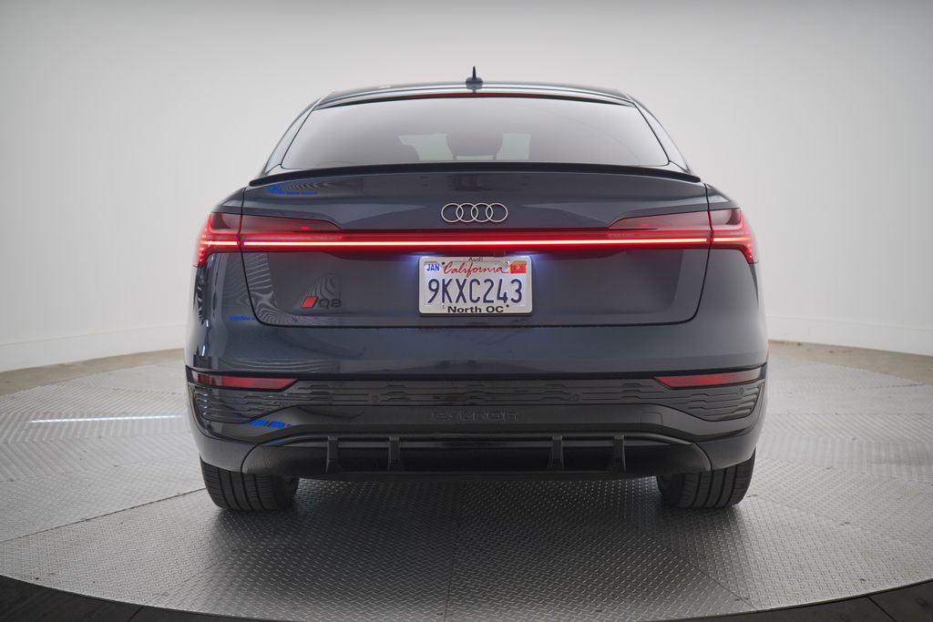 Thumbnail: 2024 Audi Q8 e-tron - 4