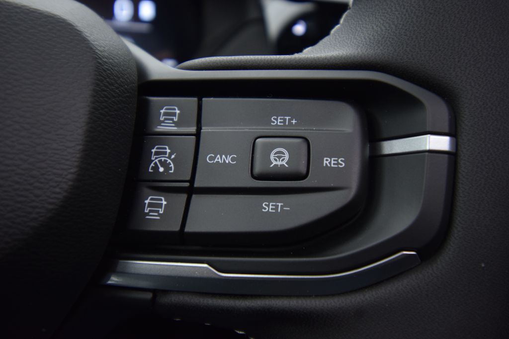 new 2026 Jeep Cherokee car, priced at $44,995