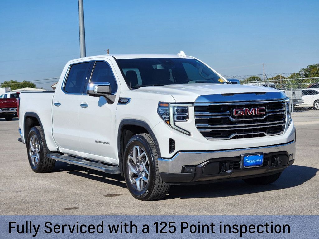 2023 GMC Sierra 1500 SLT 3