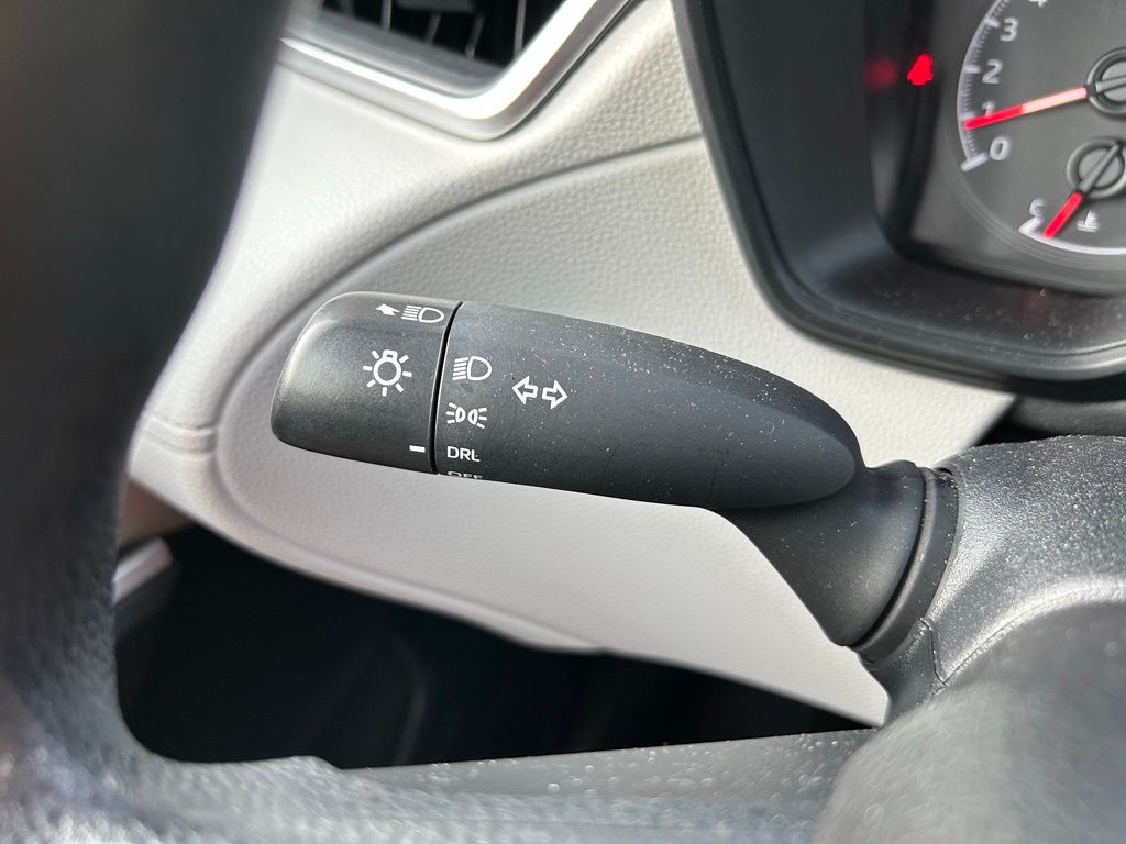 2022 Toyota Corolla Cross L 20