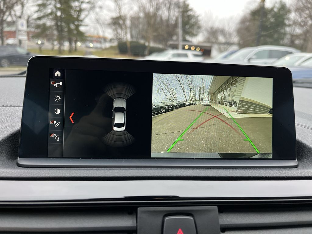 Thumbnail: 2021 BMW M2 - 17