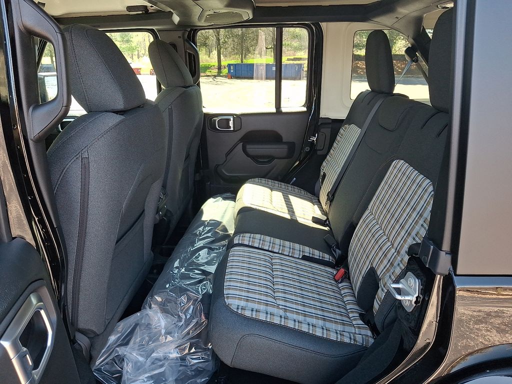 New 2026 Jeep Wrangler SUV