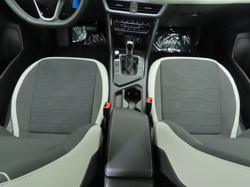 Thumbnail: 2026 Volkswagen Taos - 16