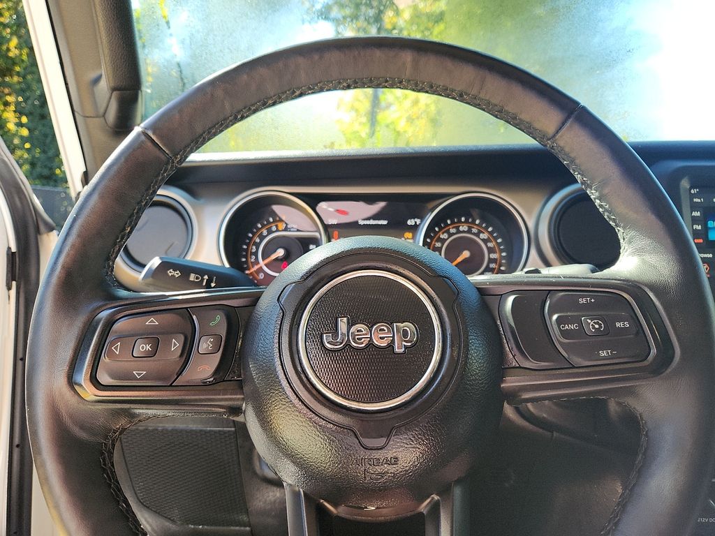 Thumbnail: 2019 Jeep Wrangler - 18