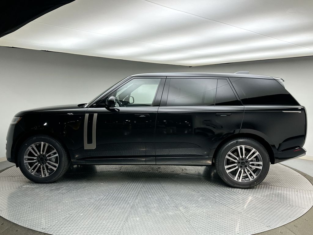 Thumbnail: 2026 Land Rover Range Rover - 2