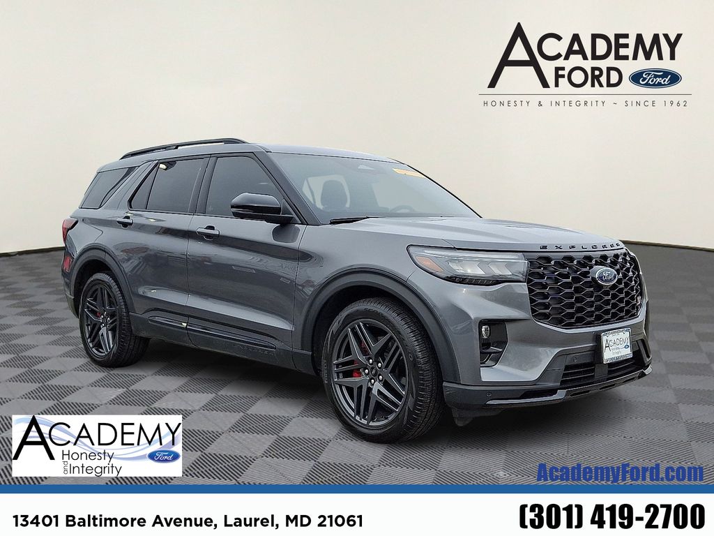 2025 Ford Explorer ST AWD