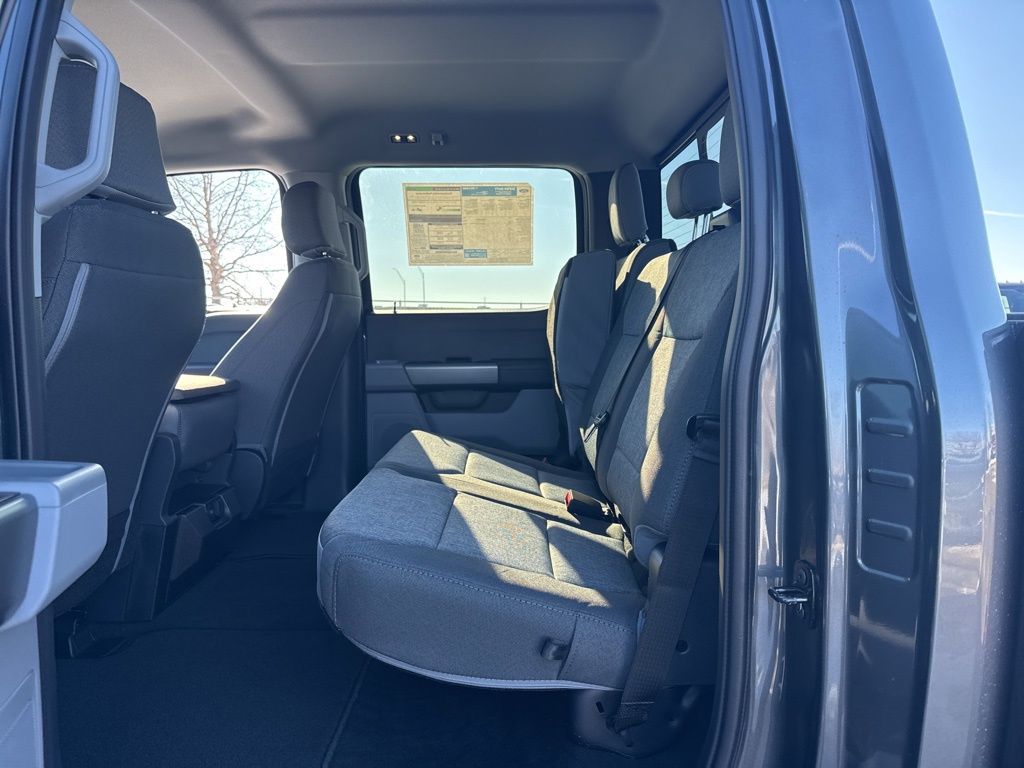 New 2026 Gray Ford XL image 21