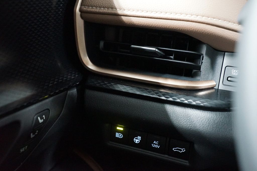 Thumbnail: 2026 Toyota Grand Highlander - 26