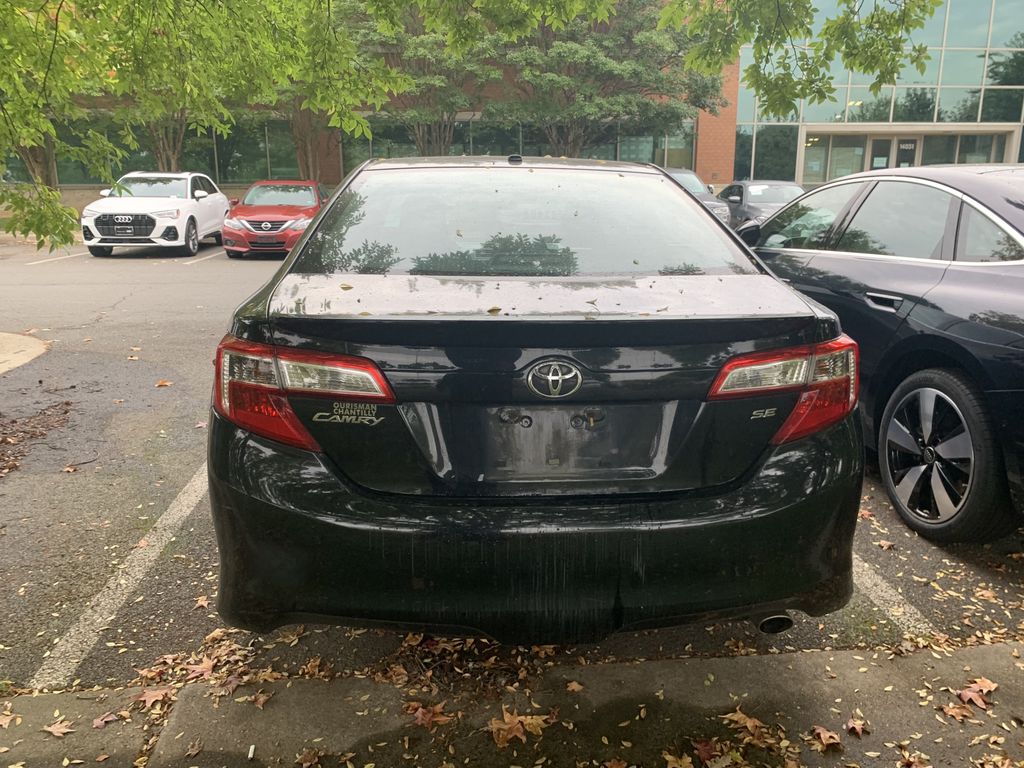 Thumbnail: 2012 Toyota Camry - 8