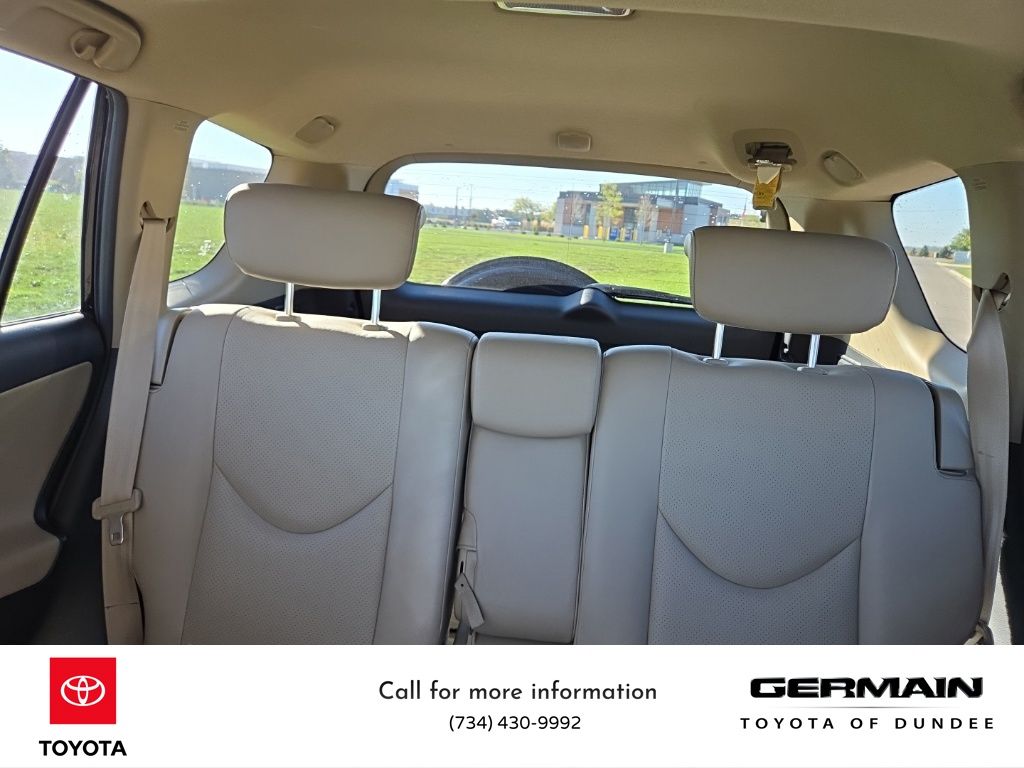 2010 Toyota RAV4 Limited photo 11