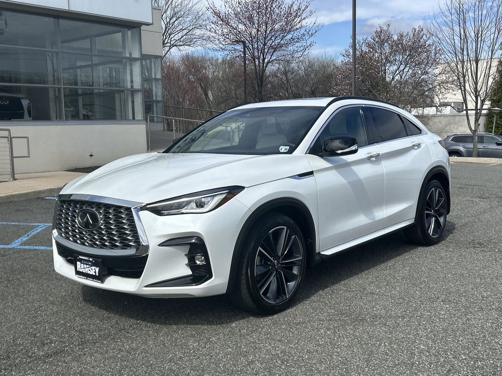 Radiant White 2025 INFINITI QX55 Luxe AWD SUV / Crossover All-Wheel Drive Continuously Variable Transmission