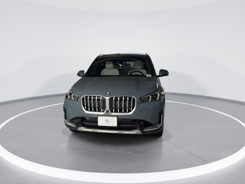 Thumbnail: 2026 BMW X1 - 3