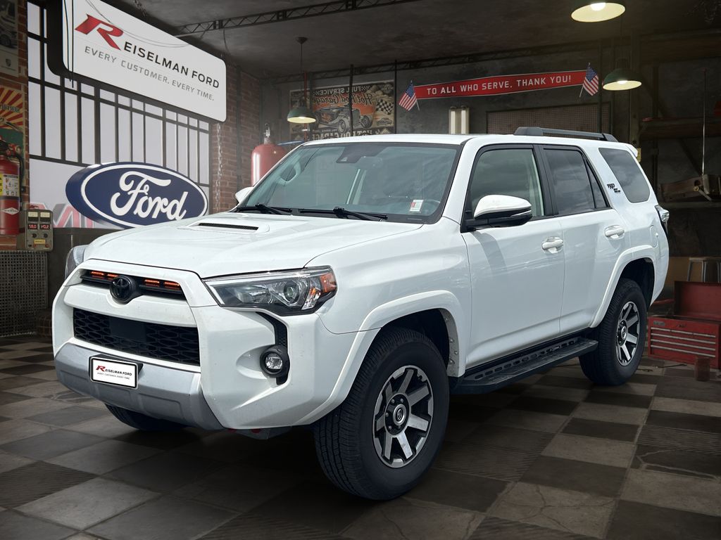 Super White 2021 Toyota 4Runner SUV / Crossover Four-Wheel Drive 5-Speed Automatic Overdrive