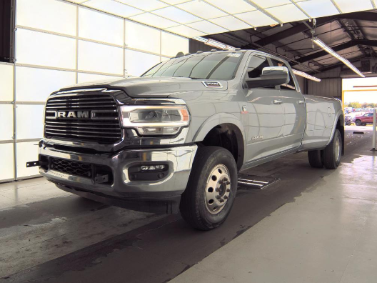 Billet Silver Metallic Clearcoat 2022 RAM 3500 Pickup Truck Four-Wheel Drive 6-Speed Automatic