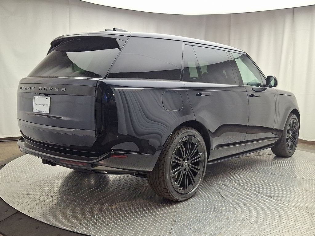 Thumbnail: 2025 Land Rover Range Rover - 3