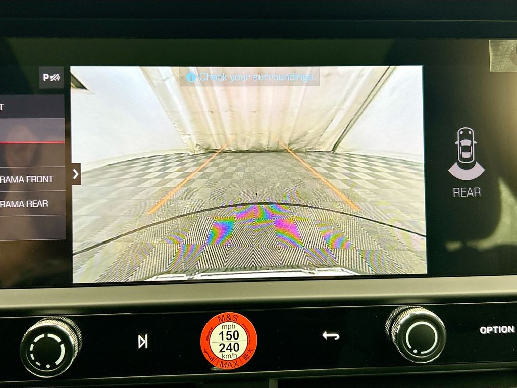 Thumbnail: 2026 Porsche Macan - 18