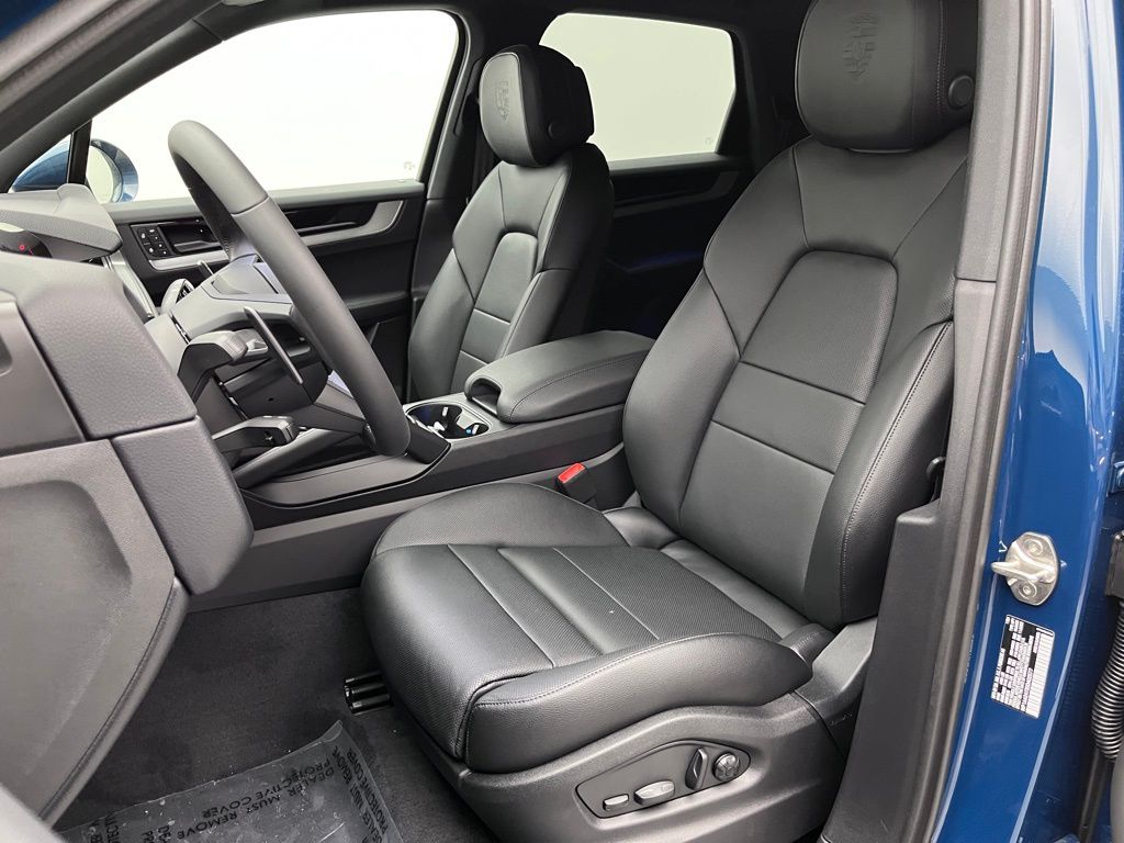 Thumbnail: 2025 Porsche Cayenne - 5
