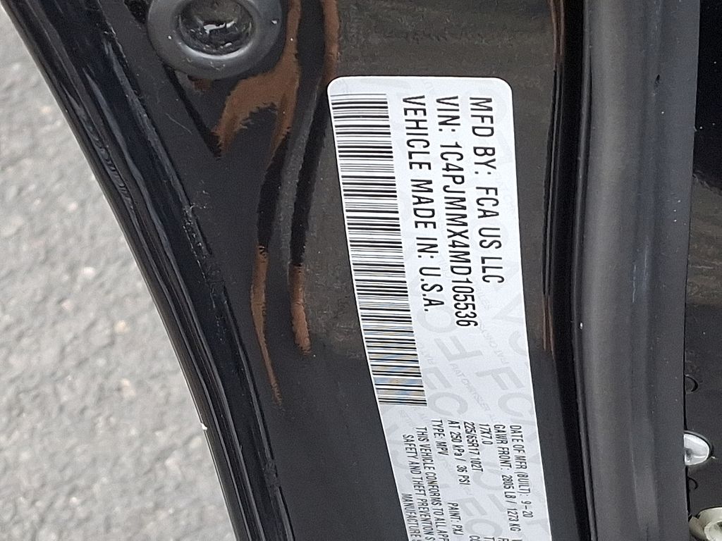 Thumbnail: 2021 Jeep Cherokee - 28